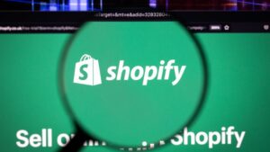 Shopify apprentice product manager salary